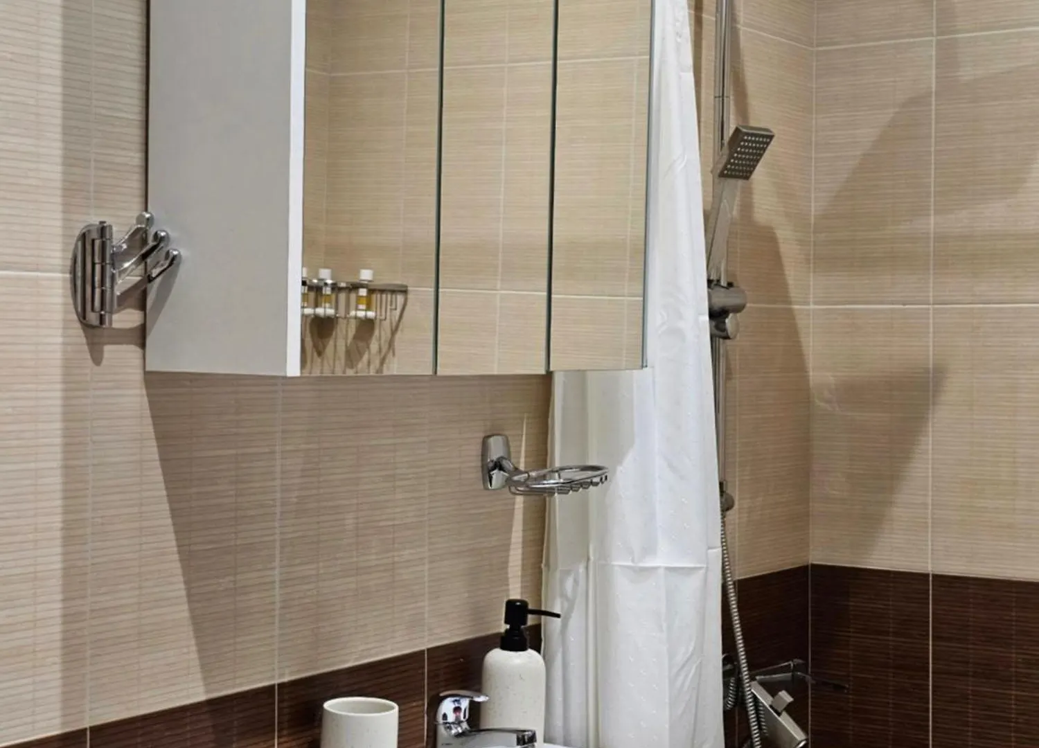 Rea Mladost - Easy Access To Metro, Ideal Location Sofia