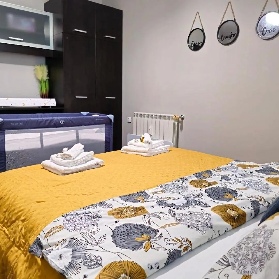 Lägenhet Rea Mladost - Easy Access To Metro, Ideal Location Sofia Bulgarien